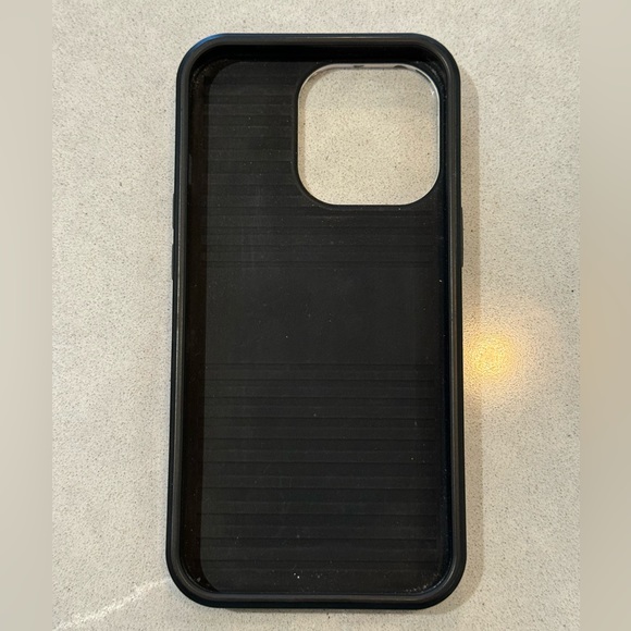 Burga iPhone 13 Pro Case - Picture 4 of 6